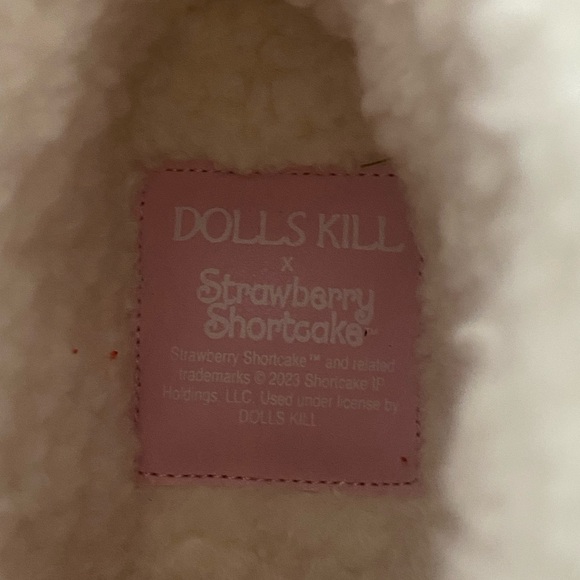 NWOB Dolls Kill x Strawberry Shortcake Platform Boots - Picture 4 of 5